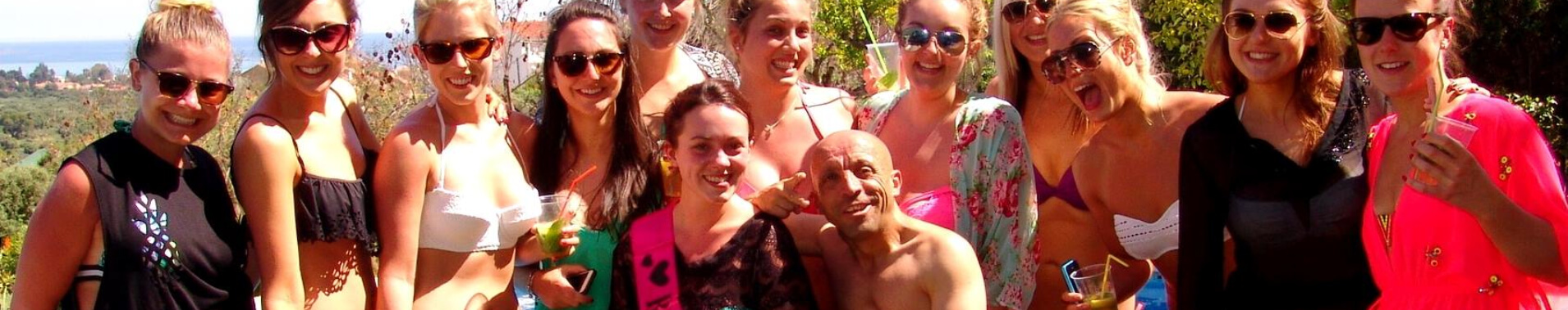 dwarf stripper Marbella, Malaga, Benalmadena, stag and hen party handcuff