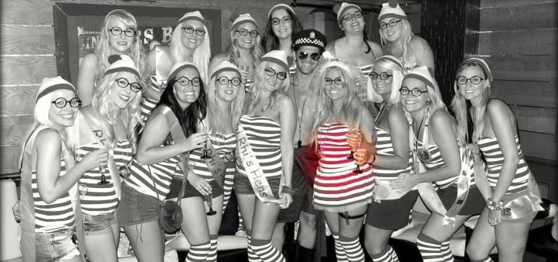 Male stripper Puerto Banus, Linekers Bar